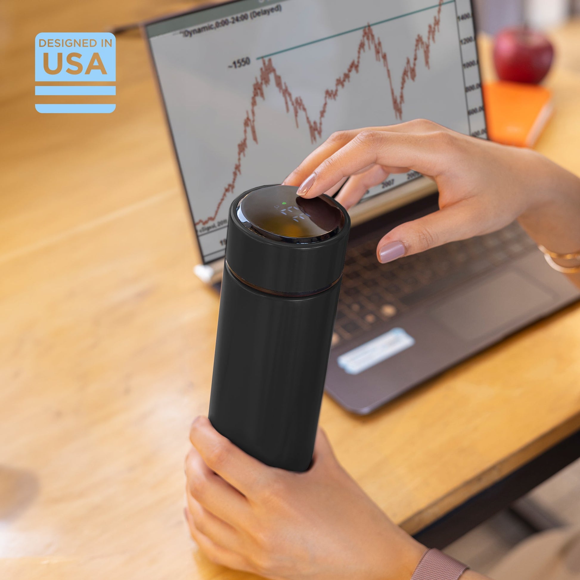 Hydra Smart 500ML Insulated Stainless Steel Bottle with Temperature Display & Tea Filter